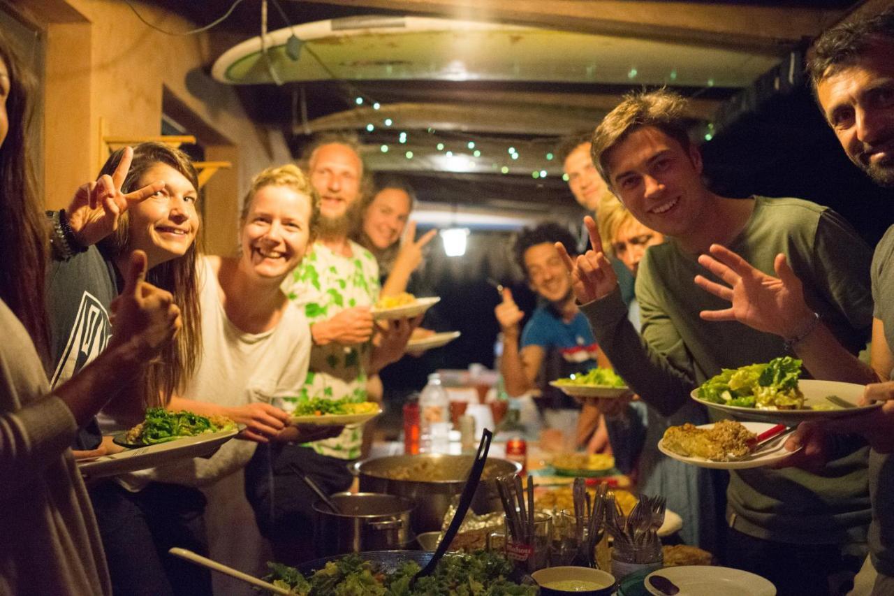 칼라오살바헤 Surf House 호스텔 외부 사진